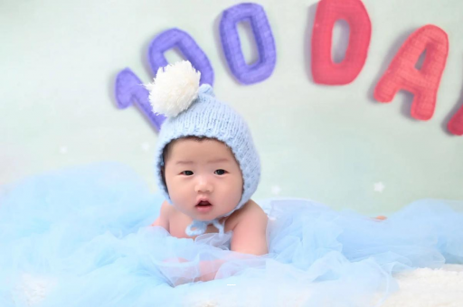 金华宝宝不哭不闹正常吗