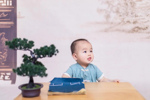 金华宝宝喊肚子疼怎么回事